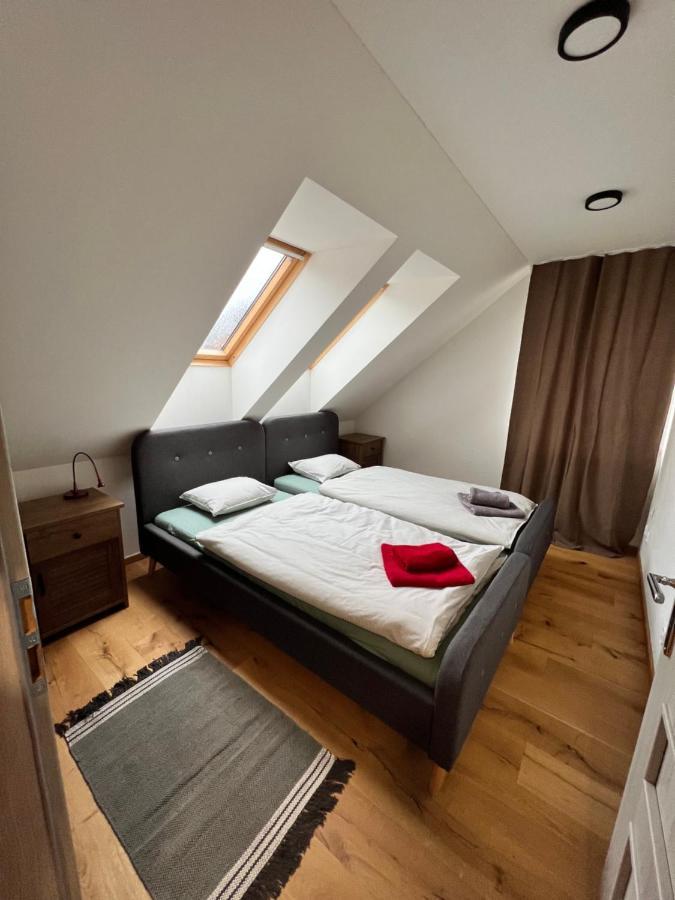 Apartman Juh Tale Exterior foto